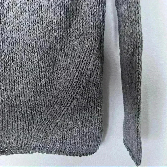 Vince Women’s V-Neck Taupe Sweater - Picture 6 of 8